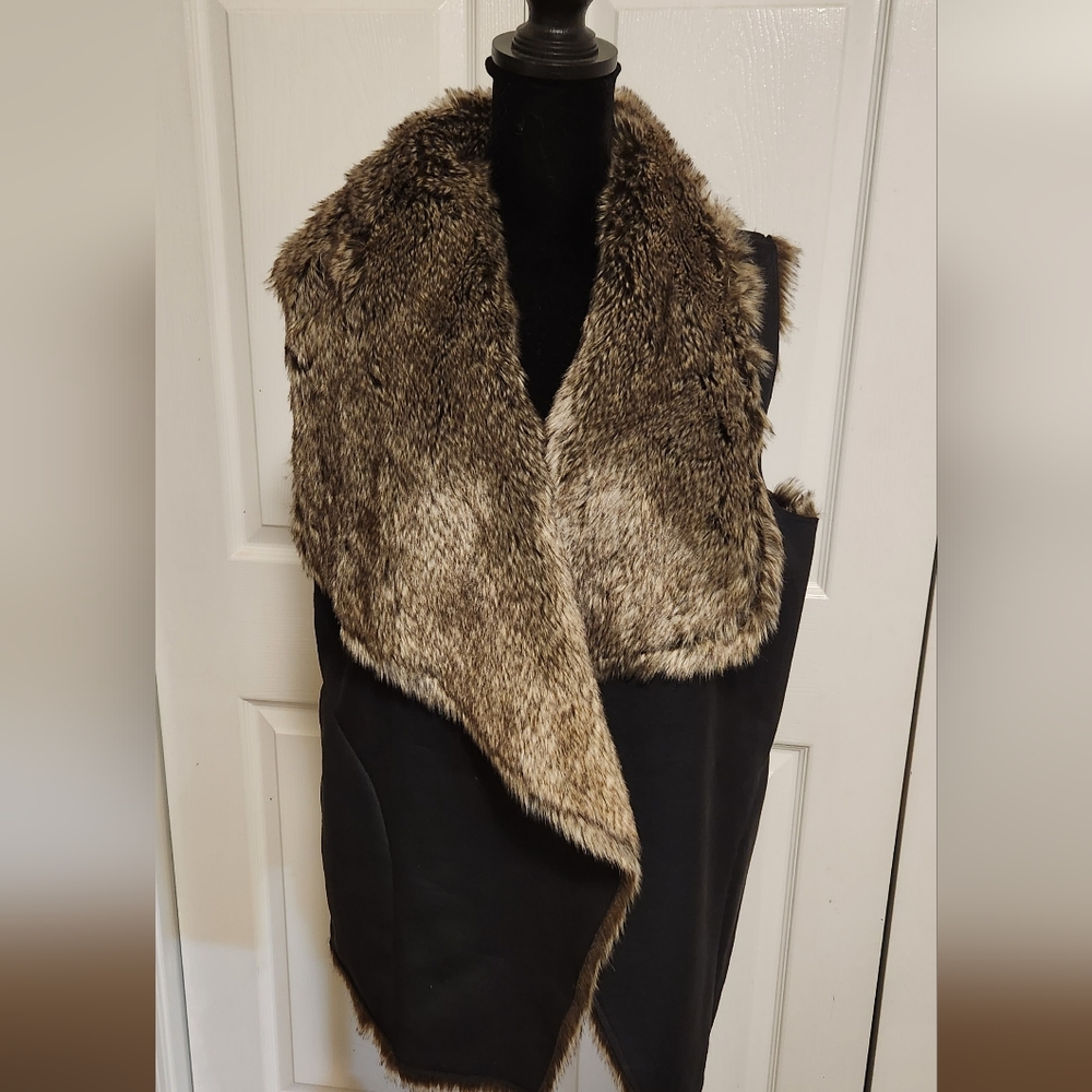 Velvet by graham spencer vest
